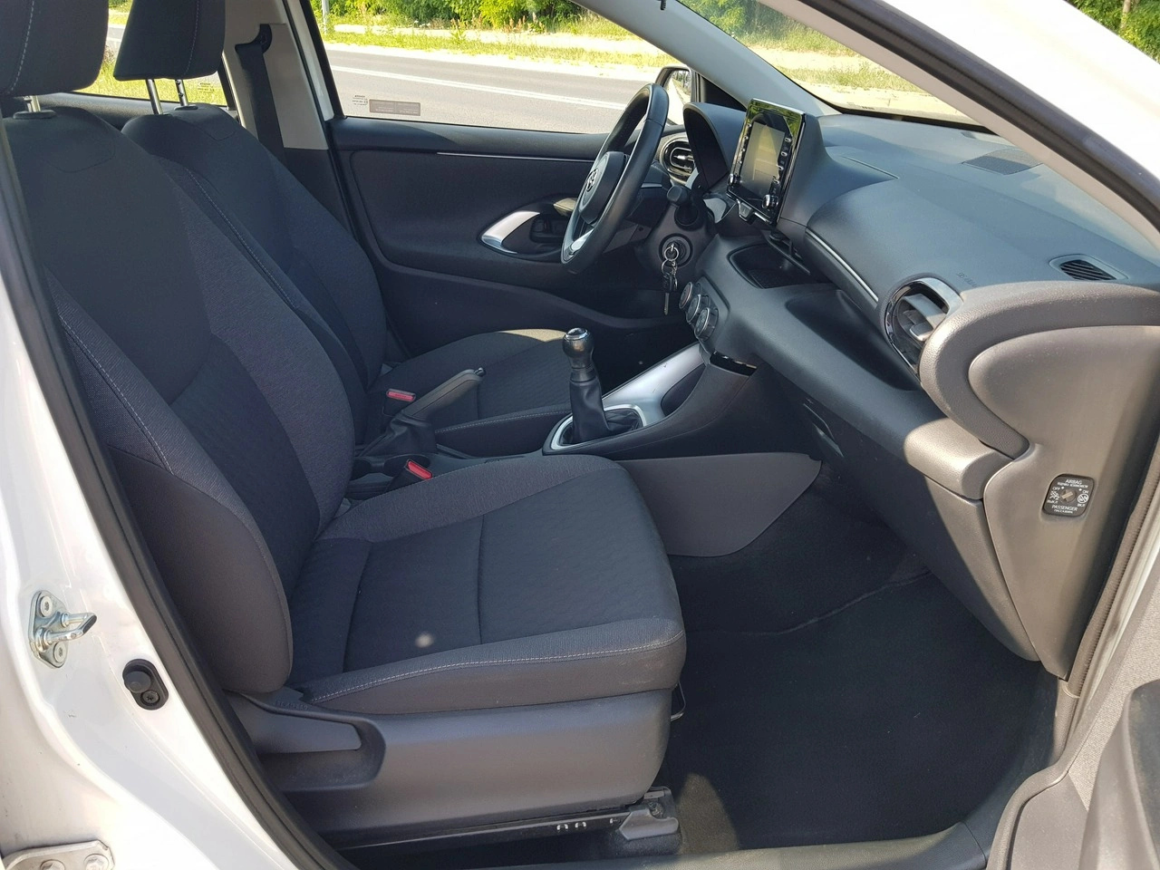 Toyota Yaris - Zdjęcie 16
