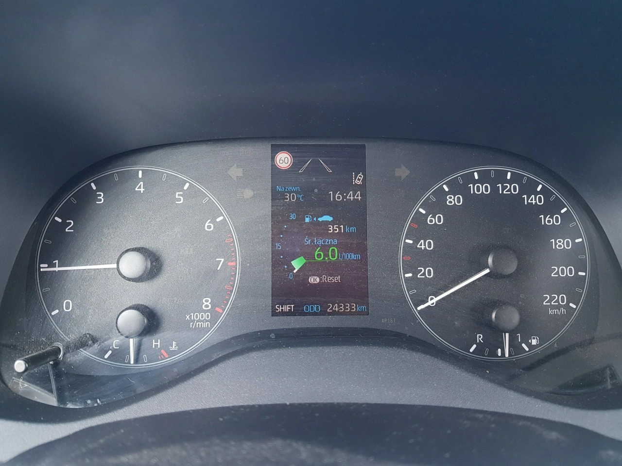 Toyota Yaris - Zdjęcie 21