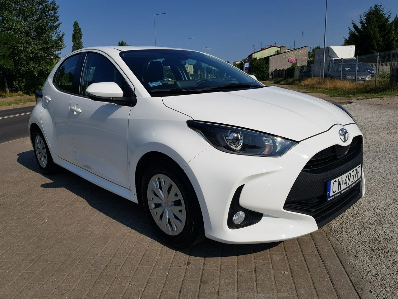 Toyota Yaris - Zdjęcie 2