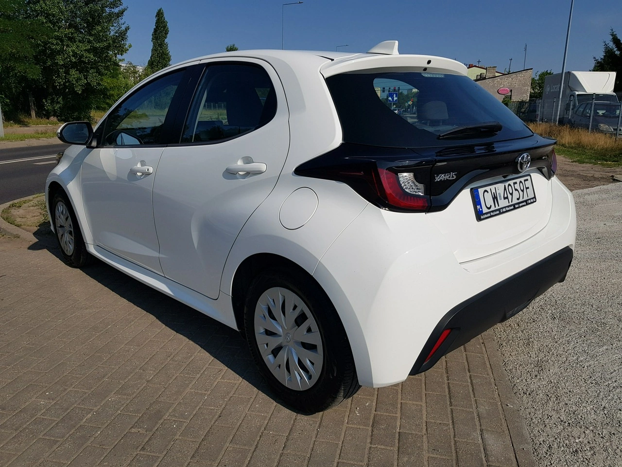 Toyota Yaris - Zdjęcie 6