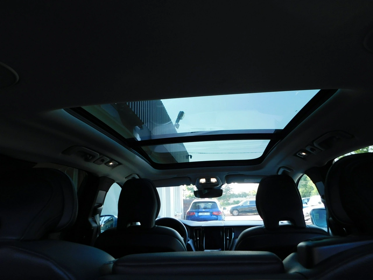 Volvo XC 60 - Zdjęcie 9