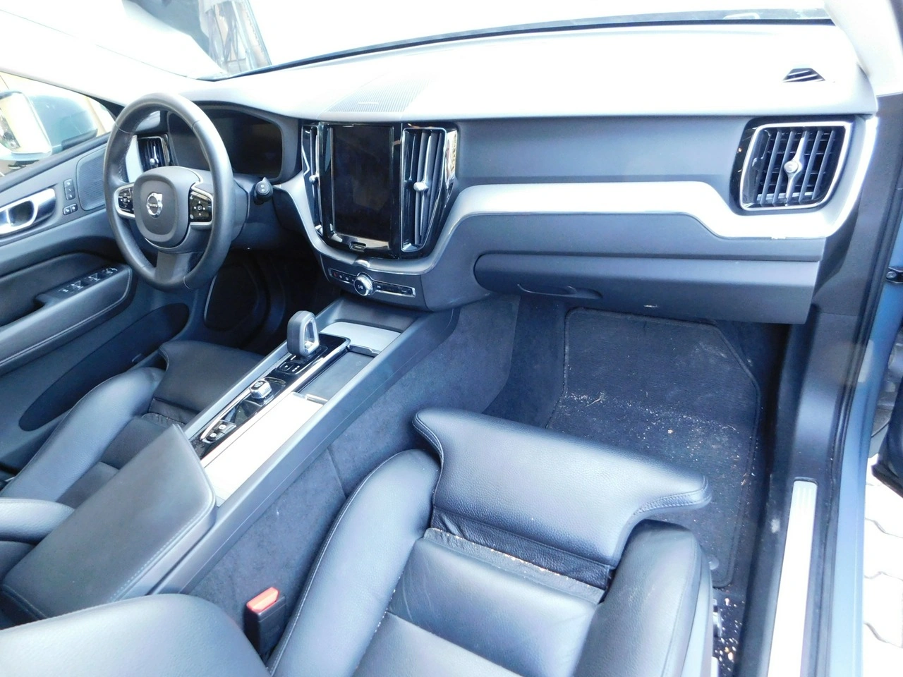 Volvo XC 60 - Zdjęcie 10