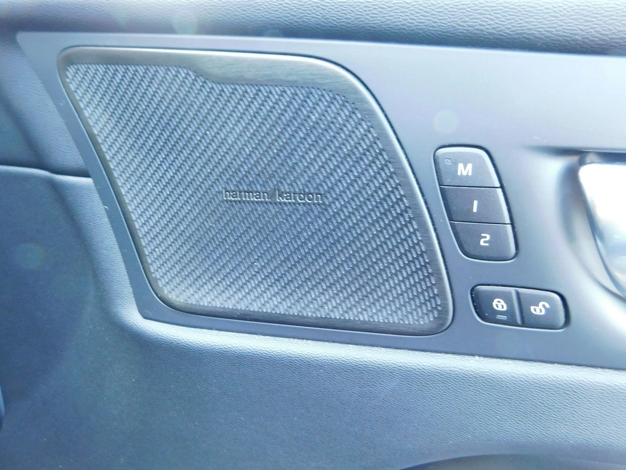 Volvo XC 60 - Zdjęcie 13