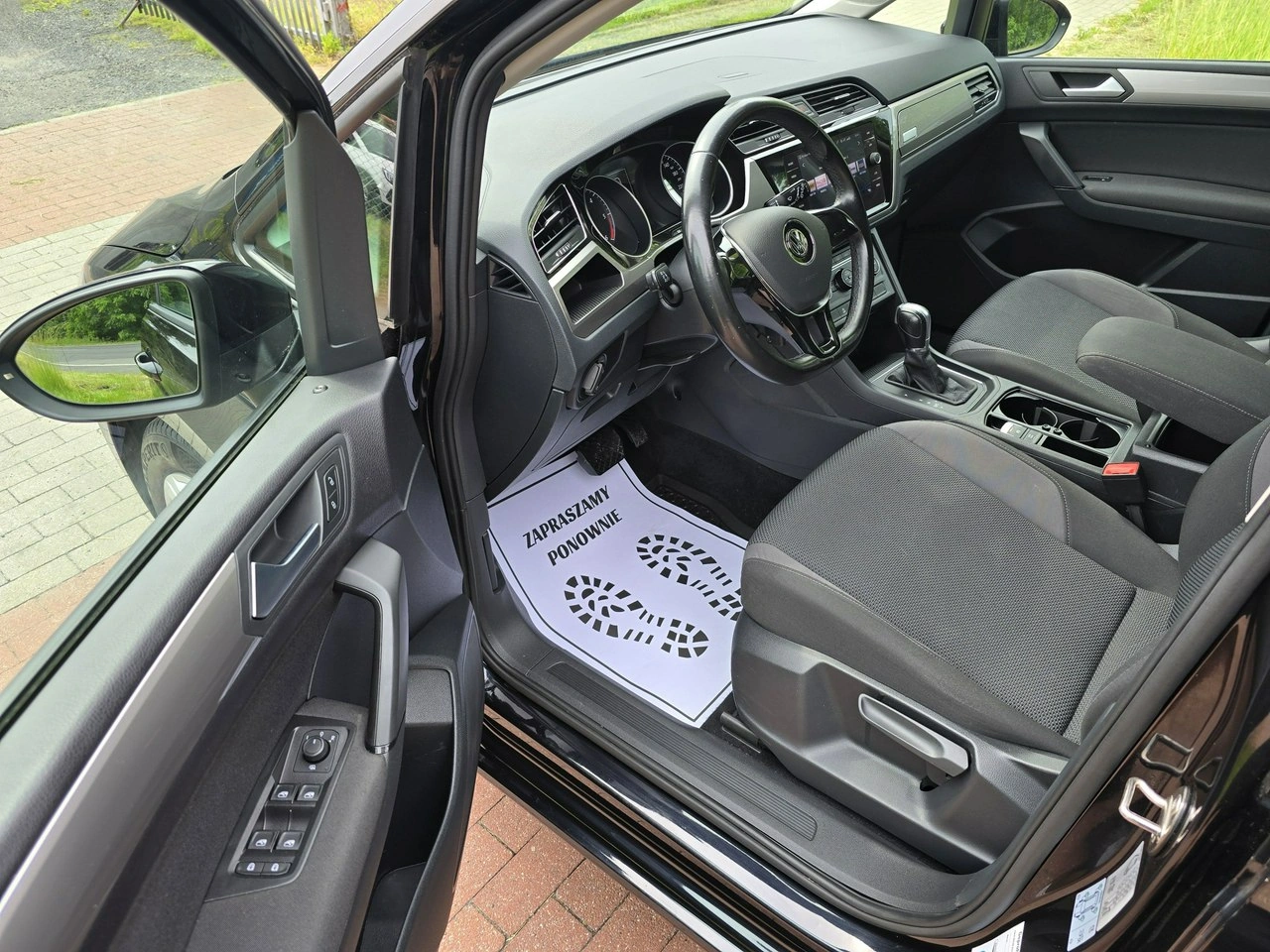 Volkswagen Touran - Zdjęcie 16