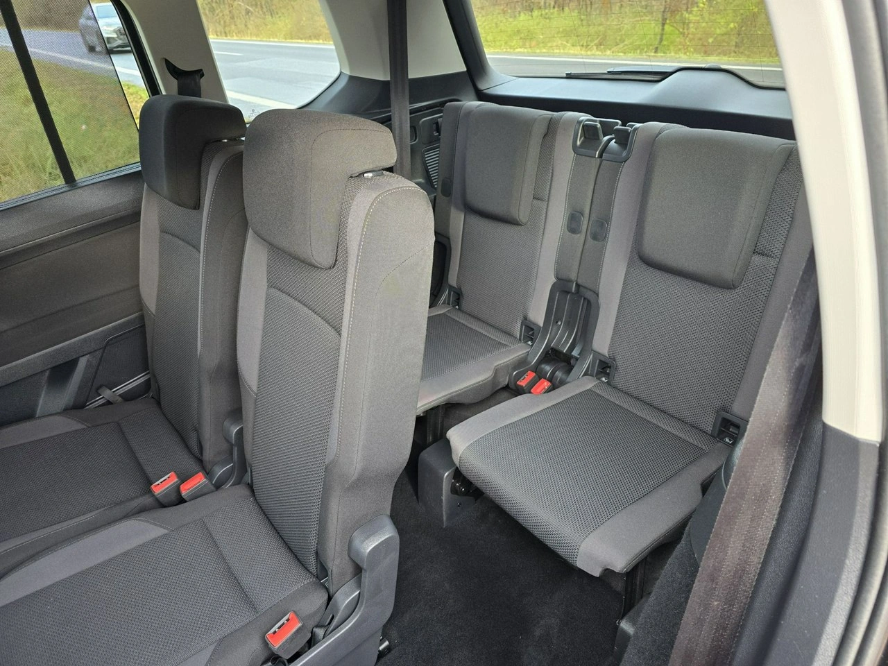 Volkswagen Touran - Zdjęcie 22