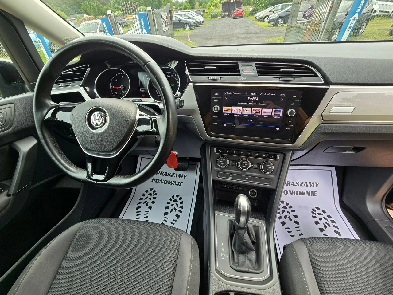 Volkswagen Touran - Zdjęcie 25