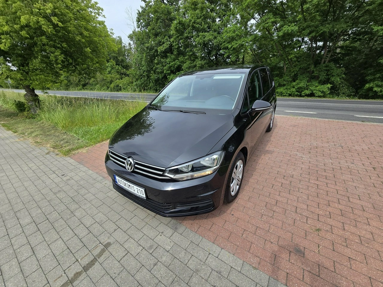 Volkswagen Touran - Zdjęcie 2