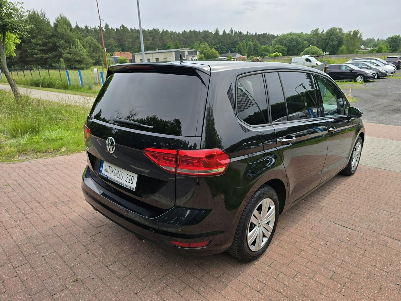 Volkswagen Touran - Zdjęcie 8