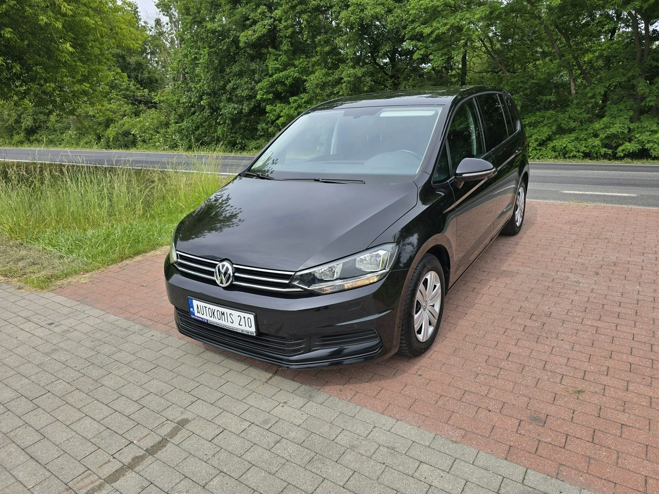 Volkswagen Touran - Główne zdjęcie