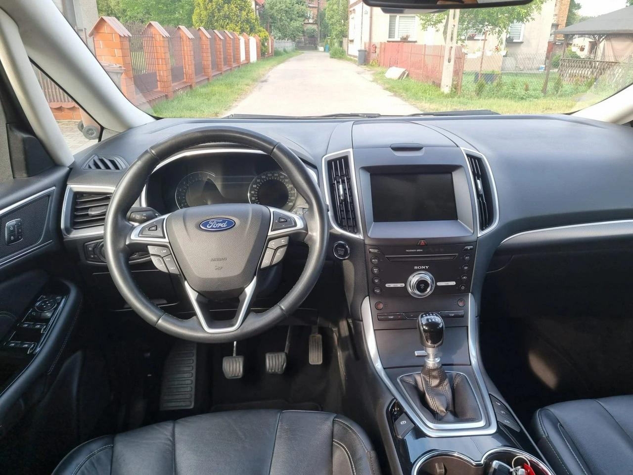 Ford S-Max - Zdjęcie 14
