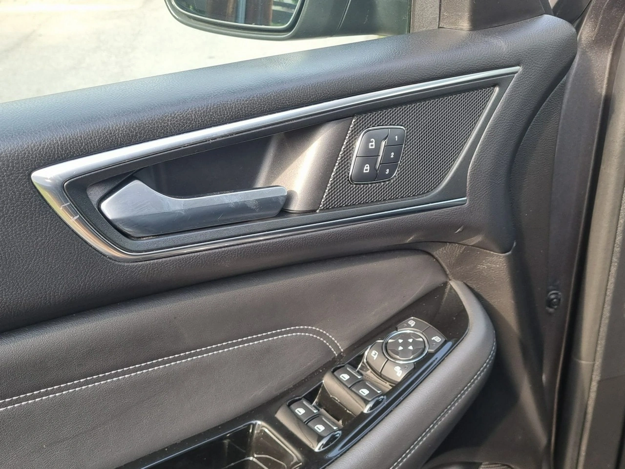 Ford S-Max - Zdjęcie 15