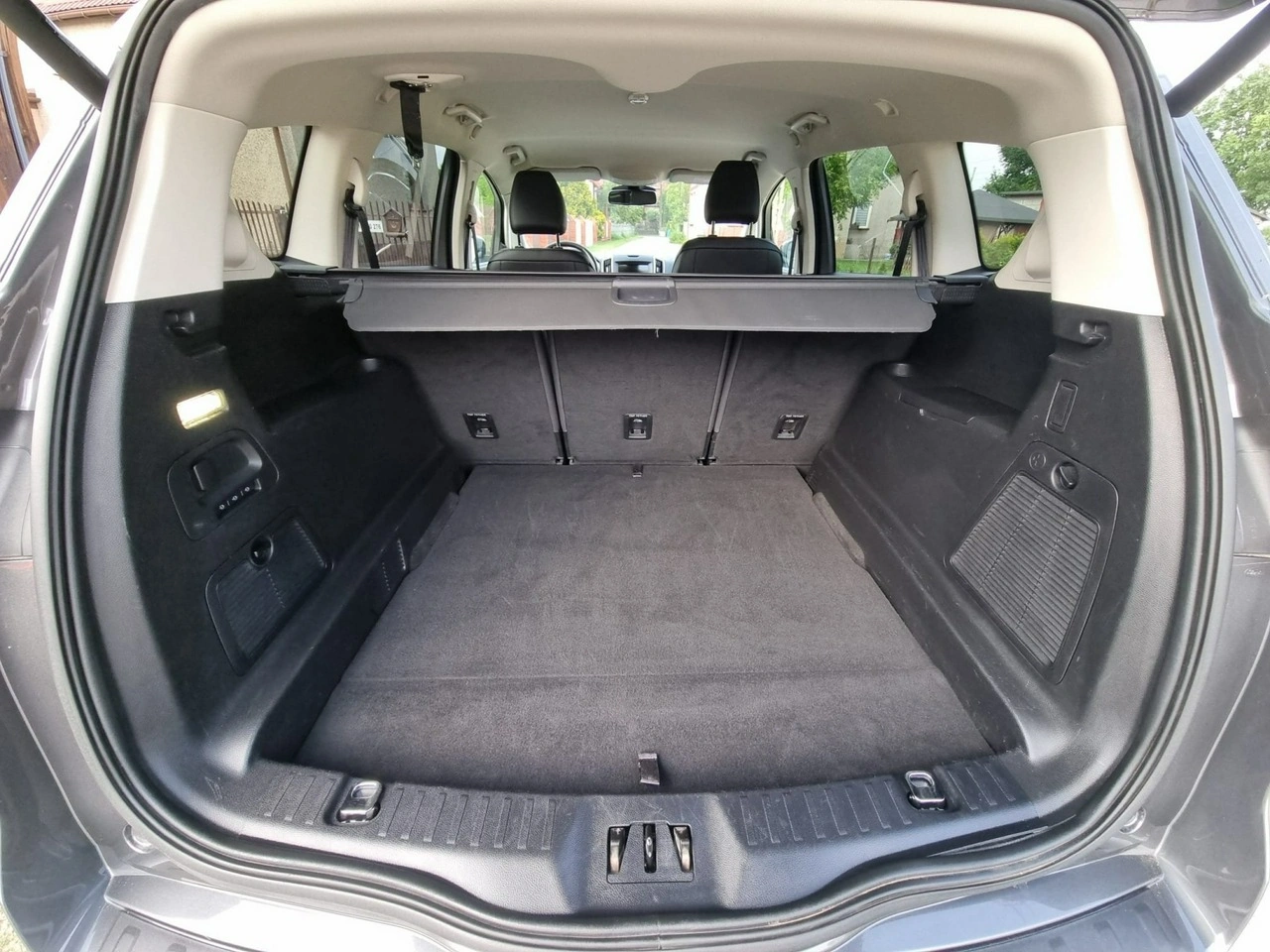 Ford S-Max - Zdjęcie 18