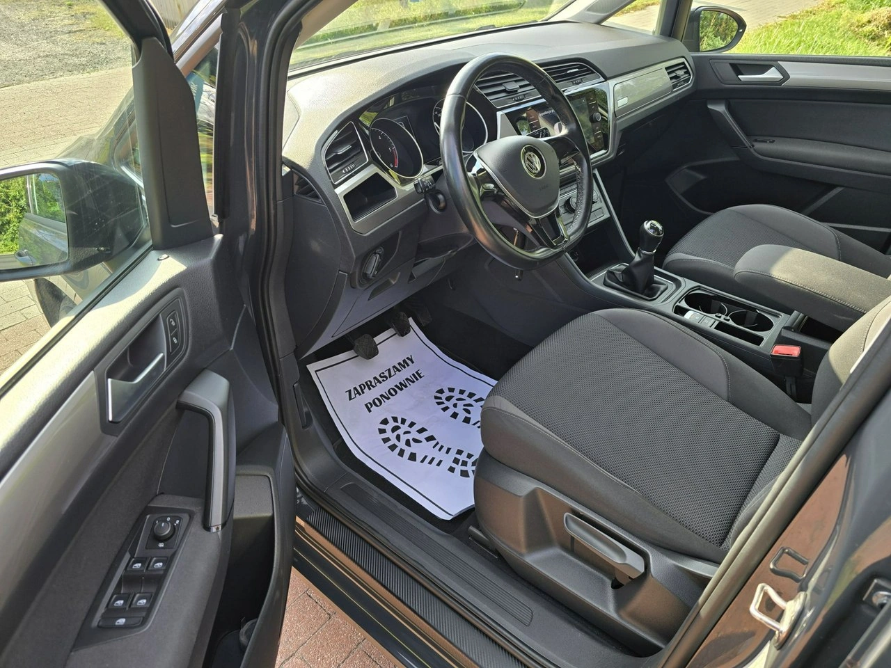 Volkswagen Touran - Zdjęcie 12