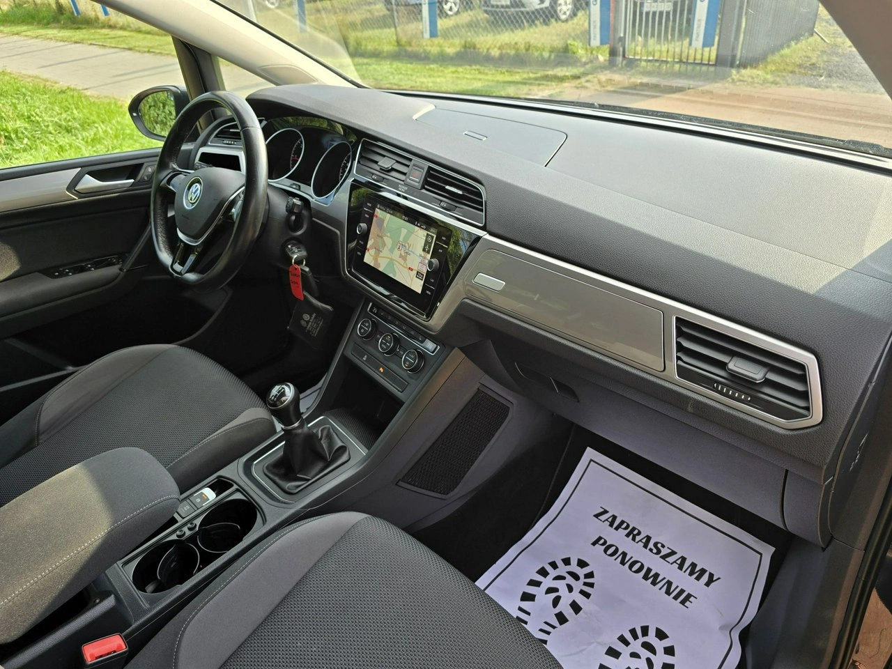 Volkswagen Touran - Zdjęcie 18