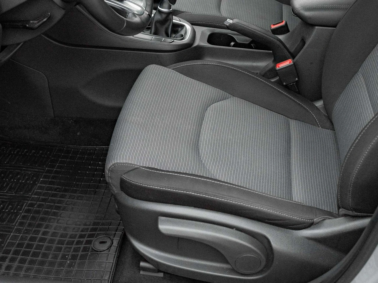 Hyundai i30 - Zdjęcie 10