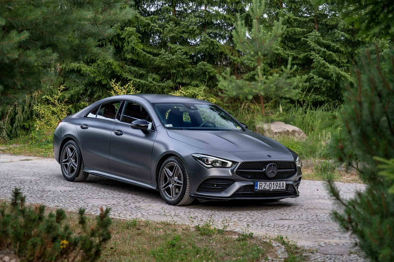 Mercedes CLA 180 - Główne zdjęcie
