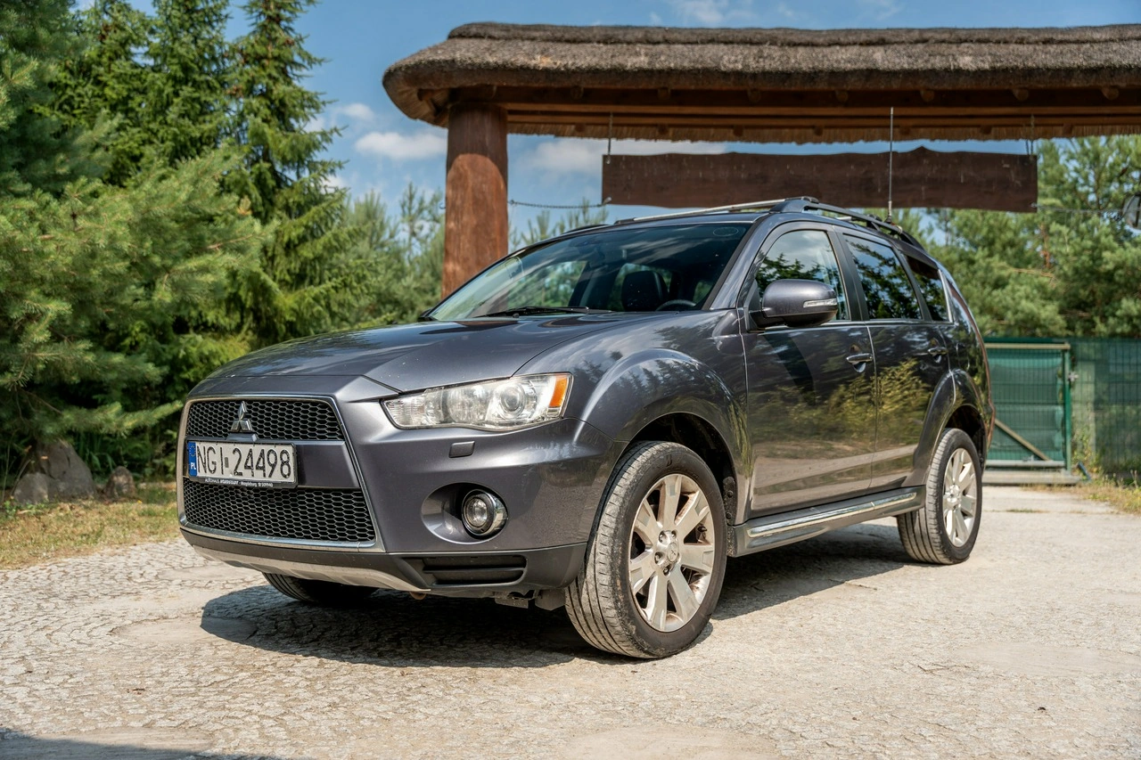 Mitsubishi Outlander - Zdjęcie 11