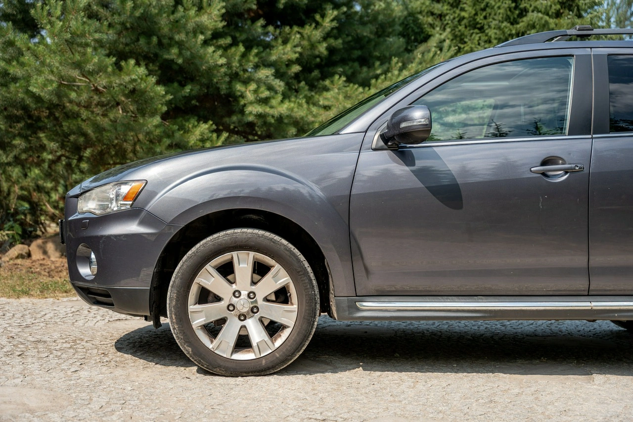 Mitsubishi Outlander - Zdjęcie 14