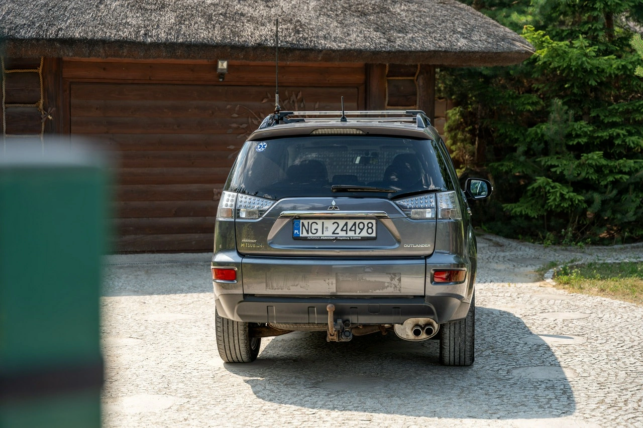 Mitsubishi Outlander - Zdjęcie 21