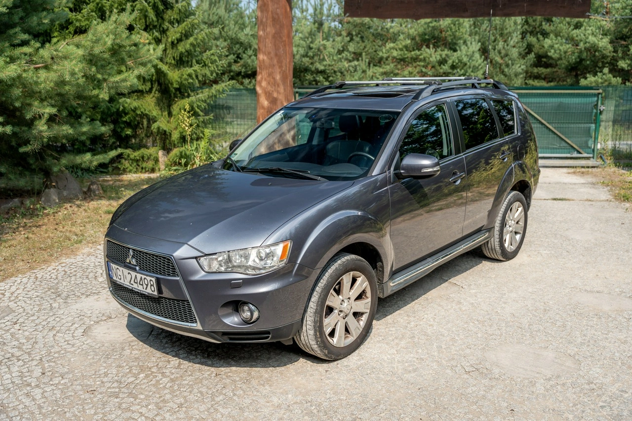 Mitsubishi Outlander - Zdjęcie 24