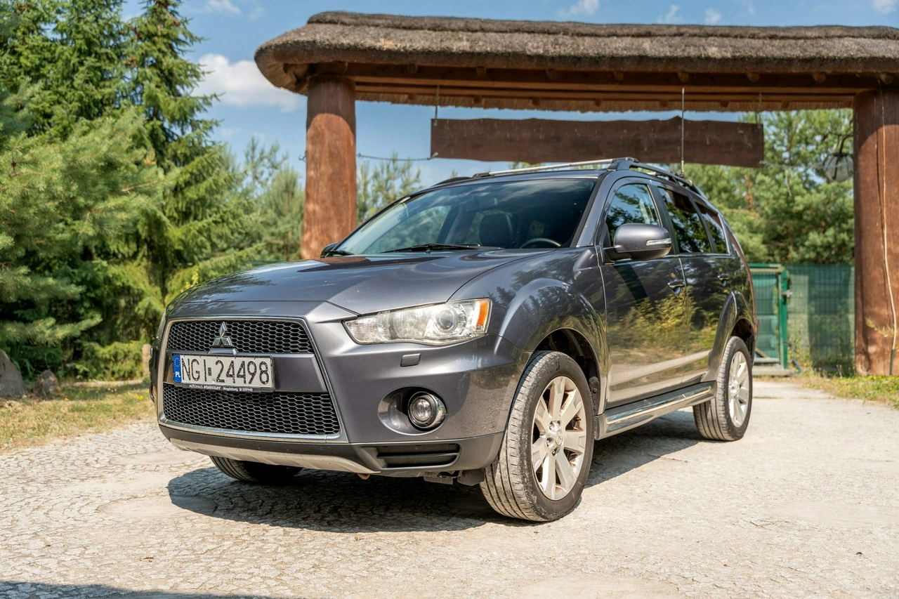 Mitsubishi Outlander - Zdjęcie 28