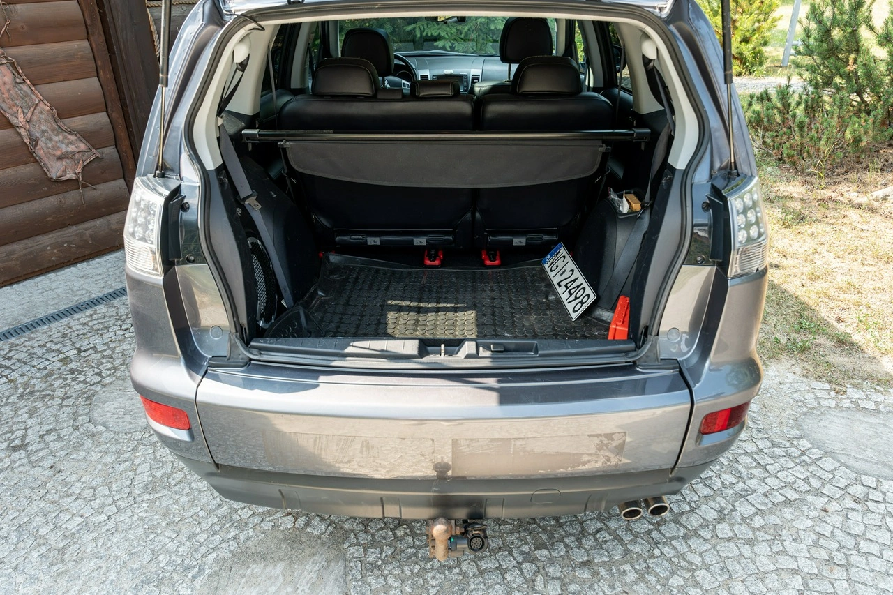 Mitsubishi Outlander - Zdjęcie 35