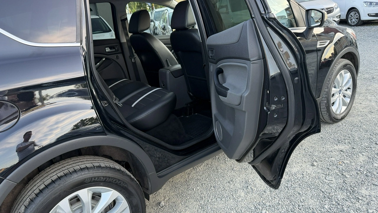 Ford Kuga - Zdjęcie 22