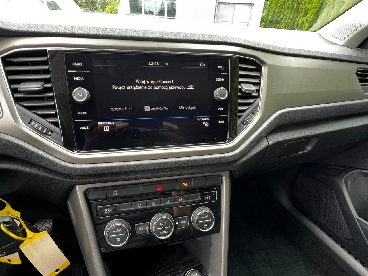 Volkswagen T-Roc - Zdjęcie 9