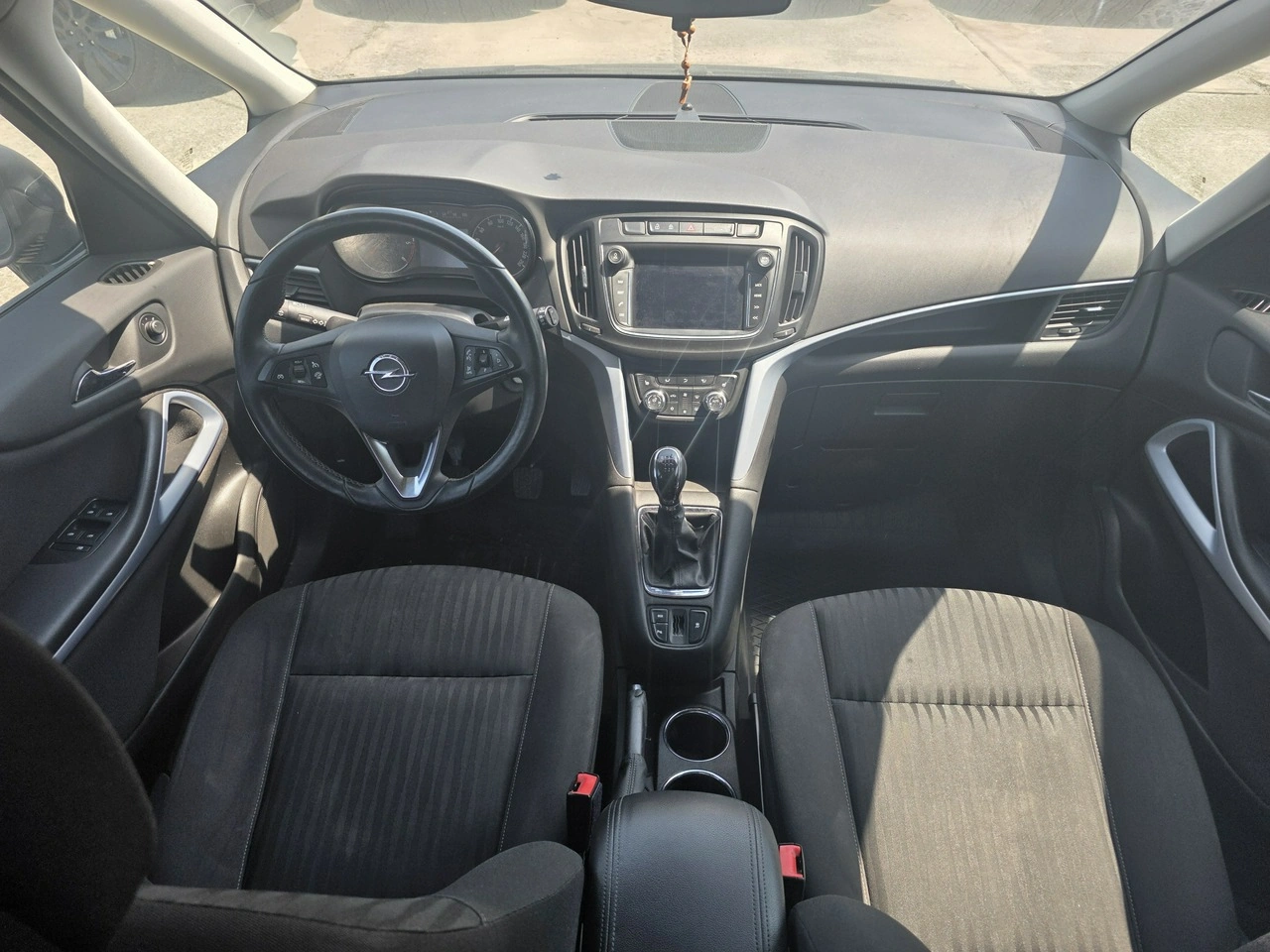 Opel Zafira - Zdjęcie 12