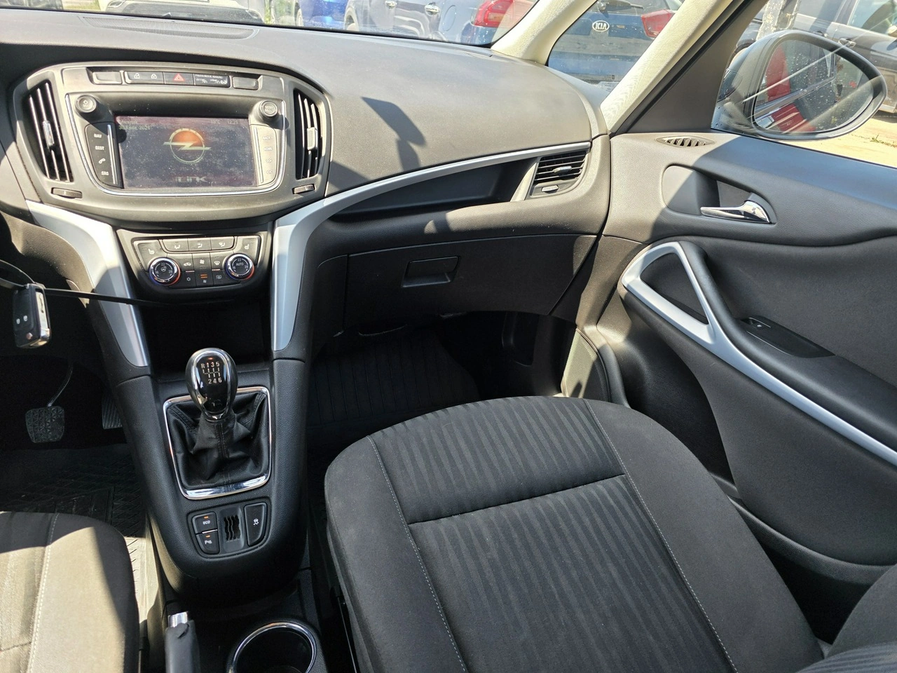 Opel Zafira - Zdjęcie 13