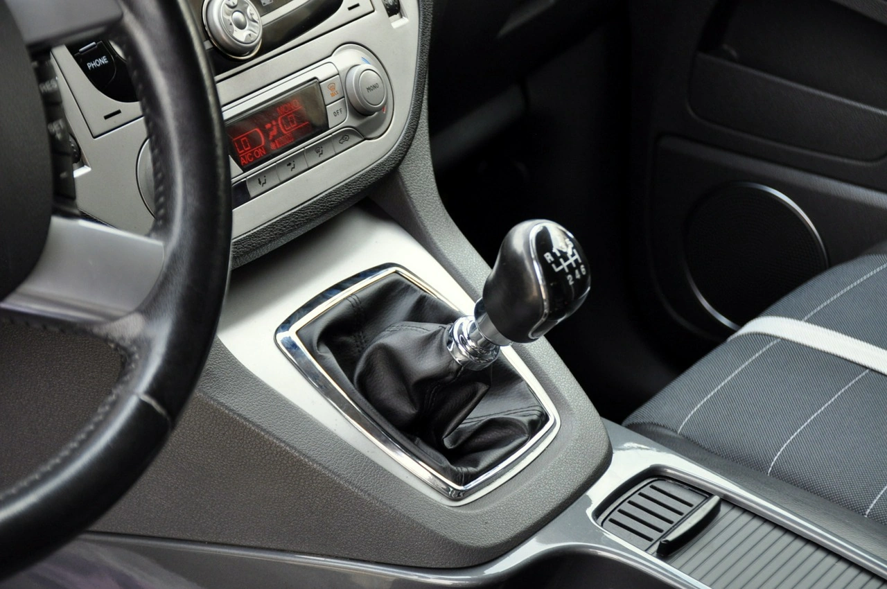 Ford Kuga - Zdjęcie 33