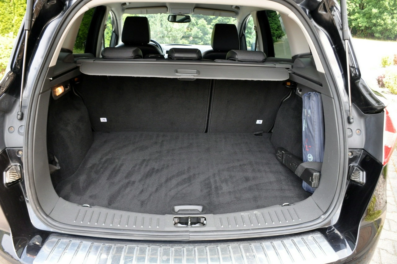 Ford Kuga - Zdjęcie 36