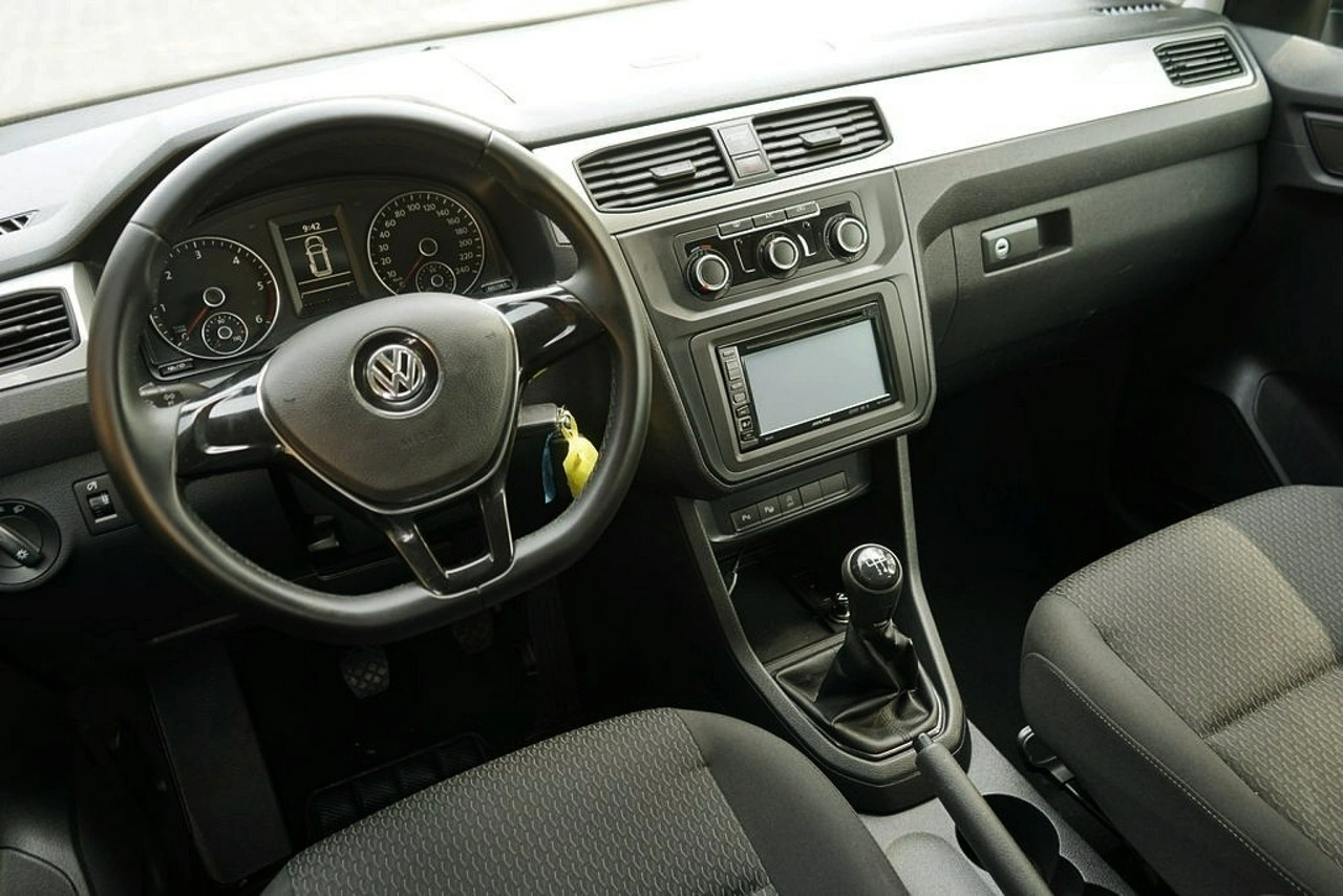 Volkswagen Caddy - Zdjęcie 19