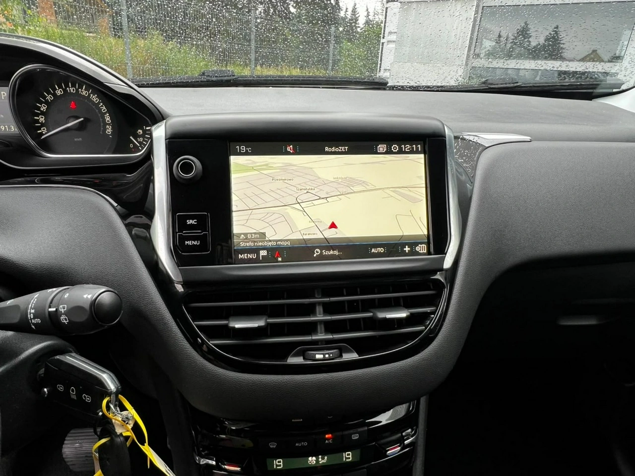 Peugeot 2008 - Zdjęcie 9