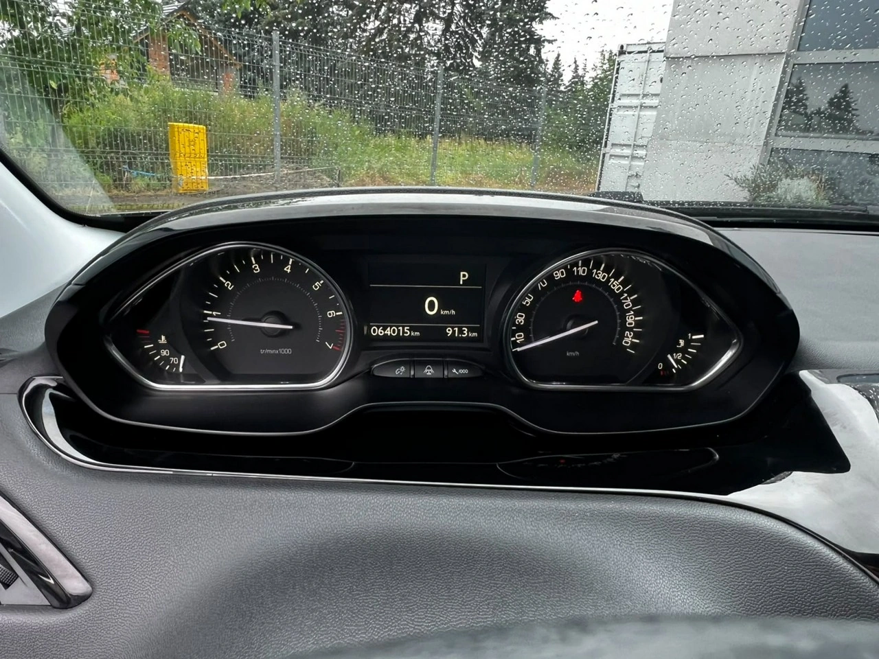 Peugeot 2008 - Zdjęcie 10