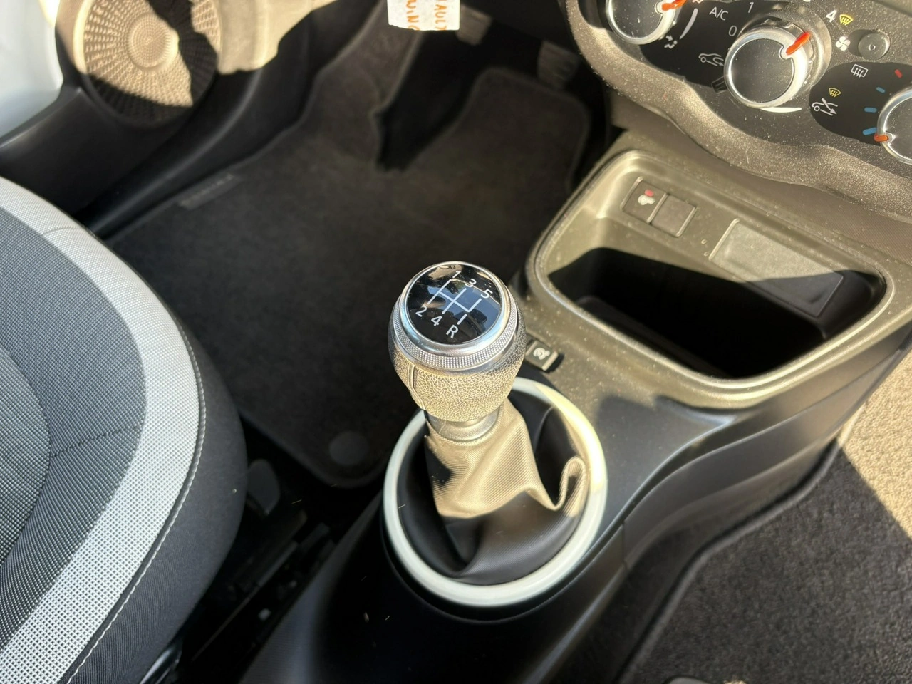 Renault Twingo - Zdjęcie 14