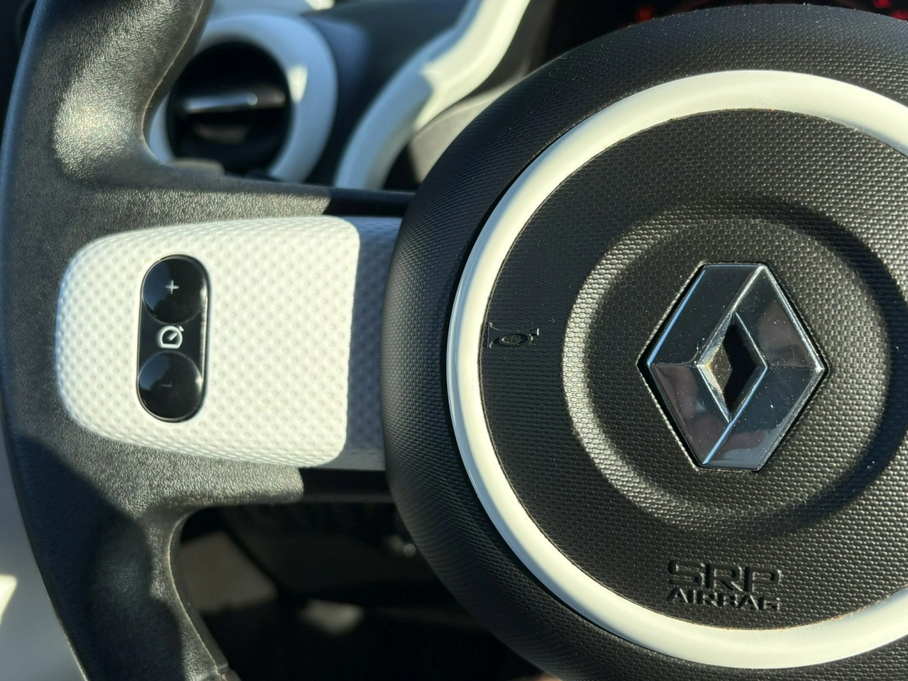 Renault Twingo - Zdjęcie 22