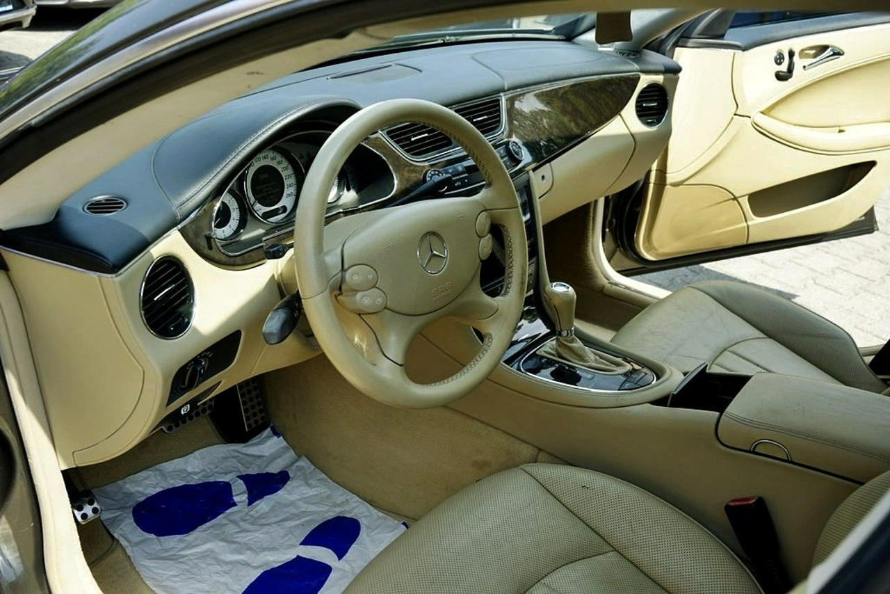 Mercedes CLS 350 - Zdjęcie 12