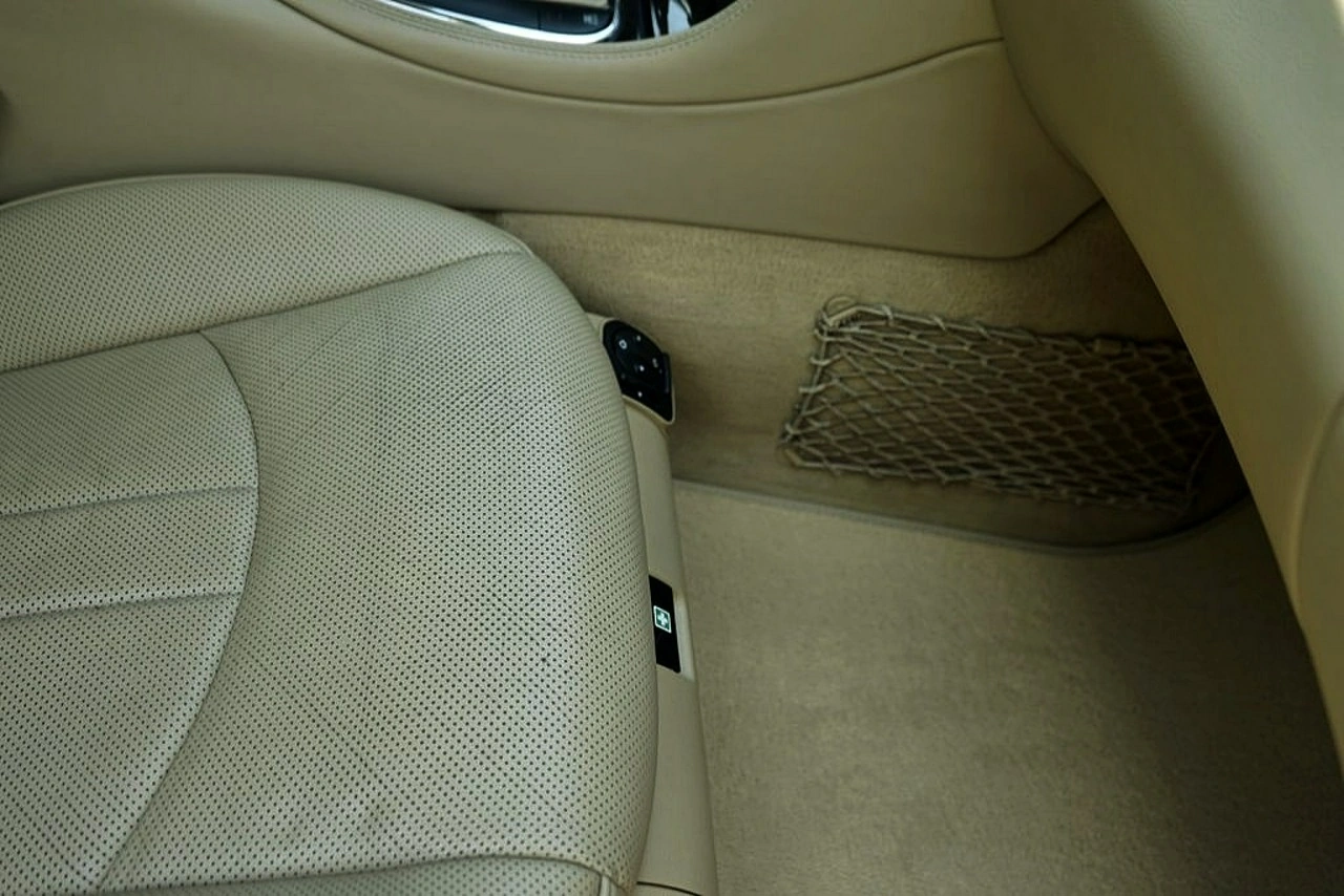 Mercedes CLS 350 - Zdjęcie 17