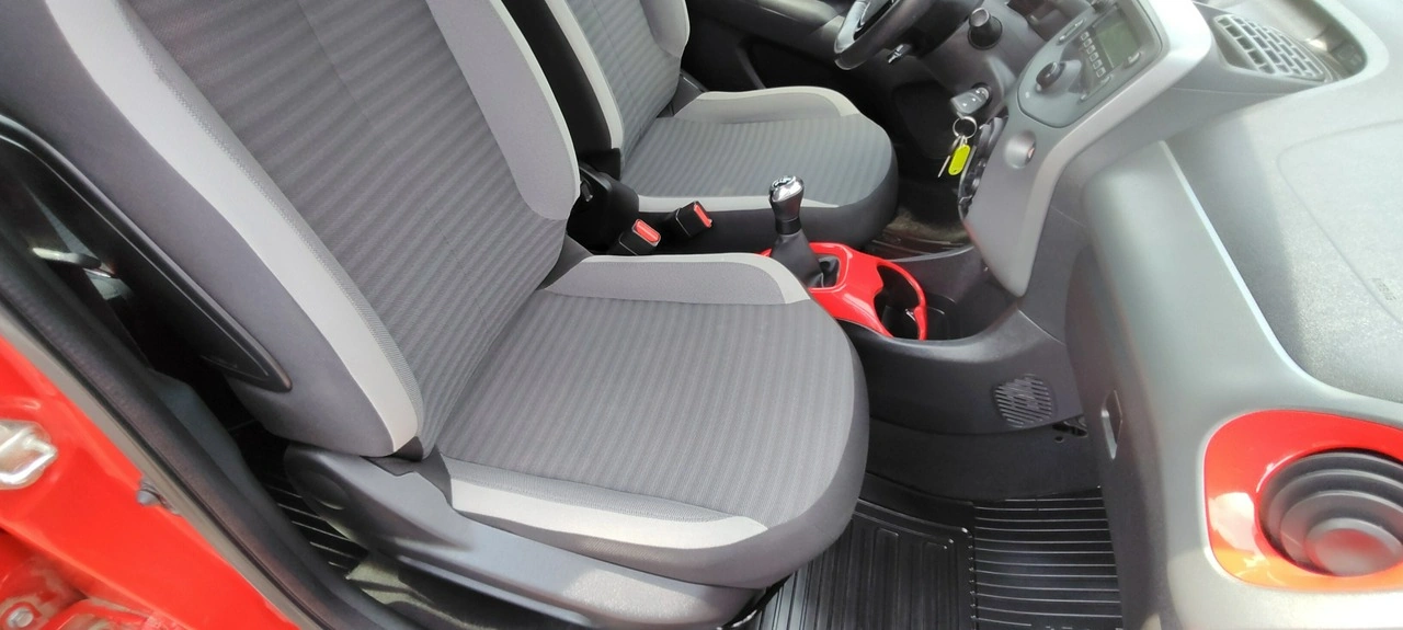 Toyota Aygo - Zdjęcie 11