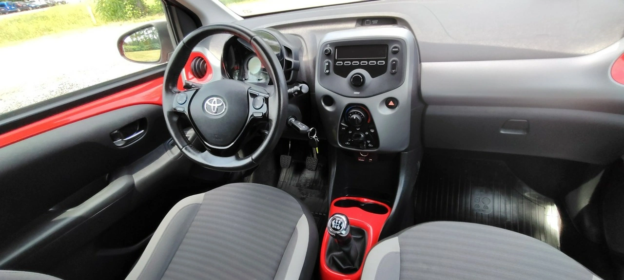 Toyota Aygo - Zdjęcie 8