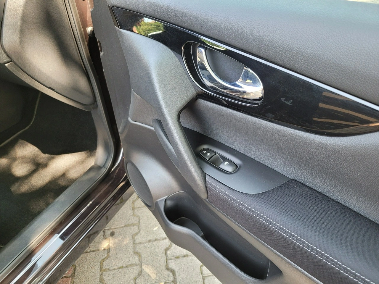 Nissan Qashqai - Zdjęcie 25