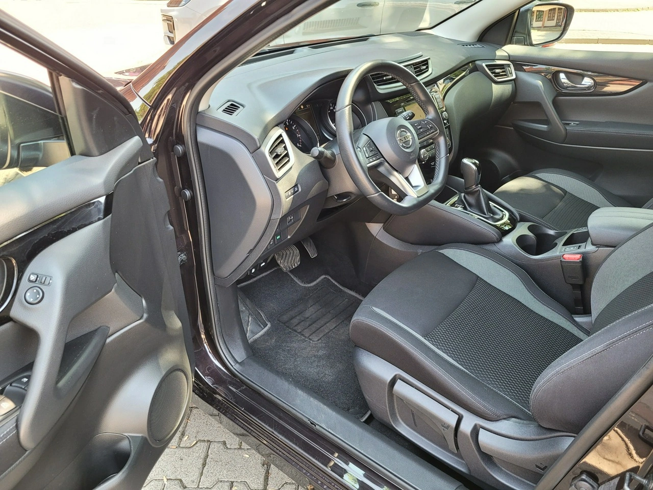 Nissan Qashqai - Zdjęcie 7