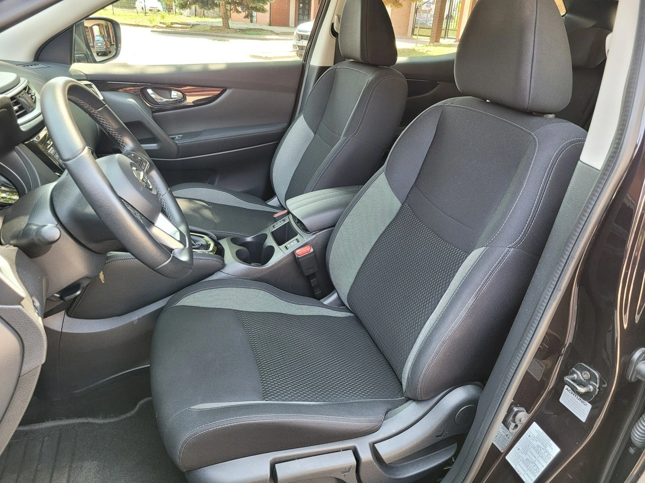 Nissan Qashqai - Zdjęcie 8