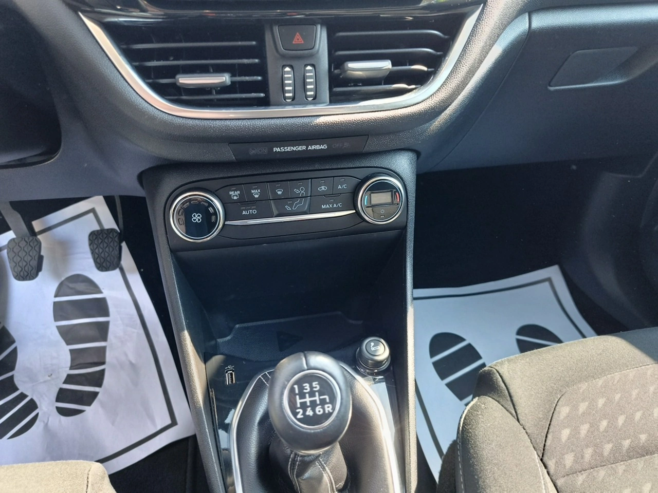 Ford Fiesta - Zdjęcie 11