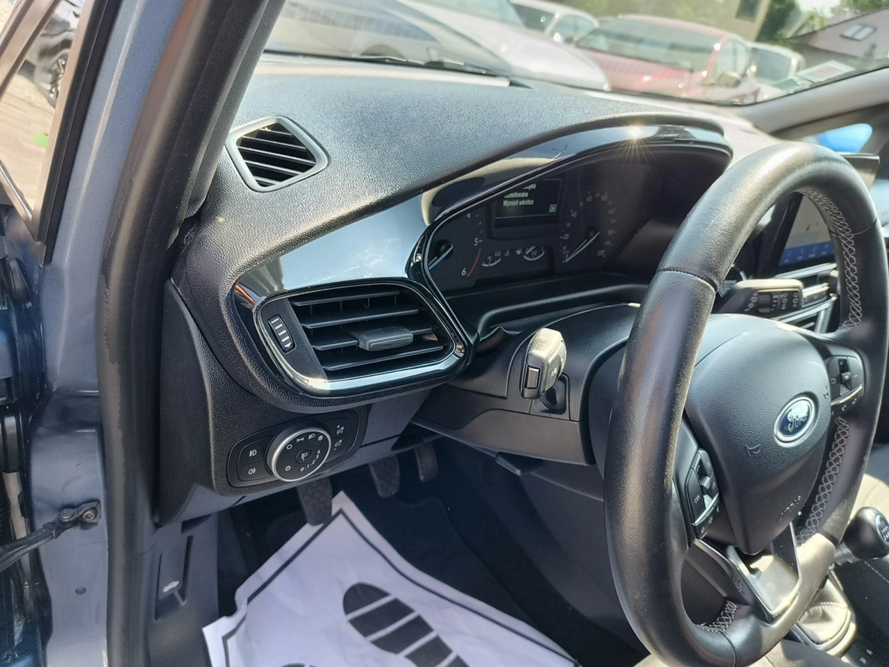 Ford Fiesta - Zdjęcie 8