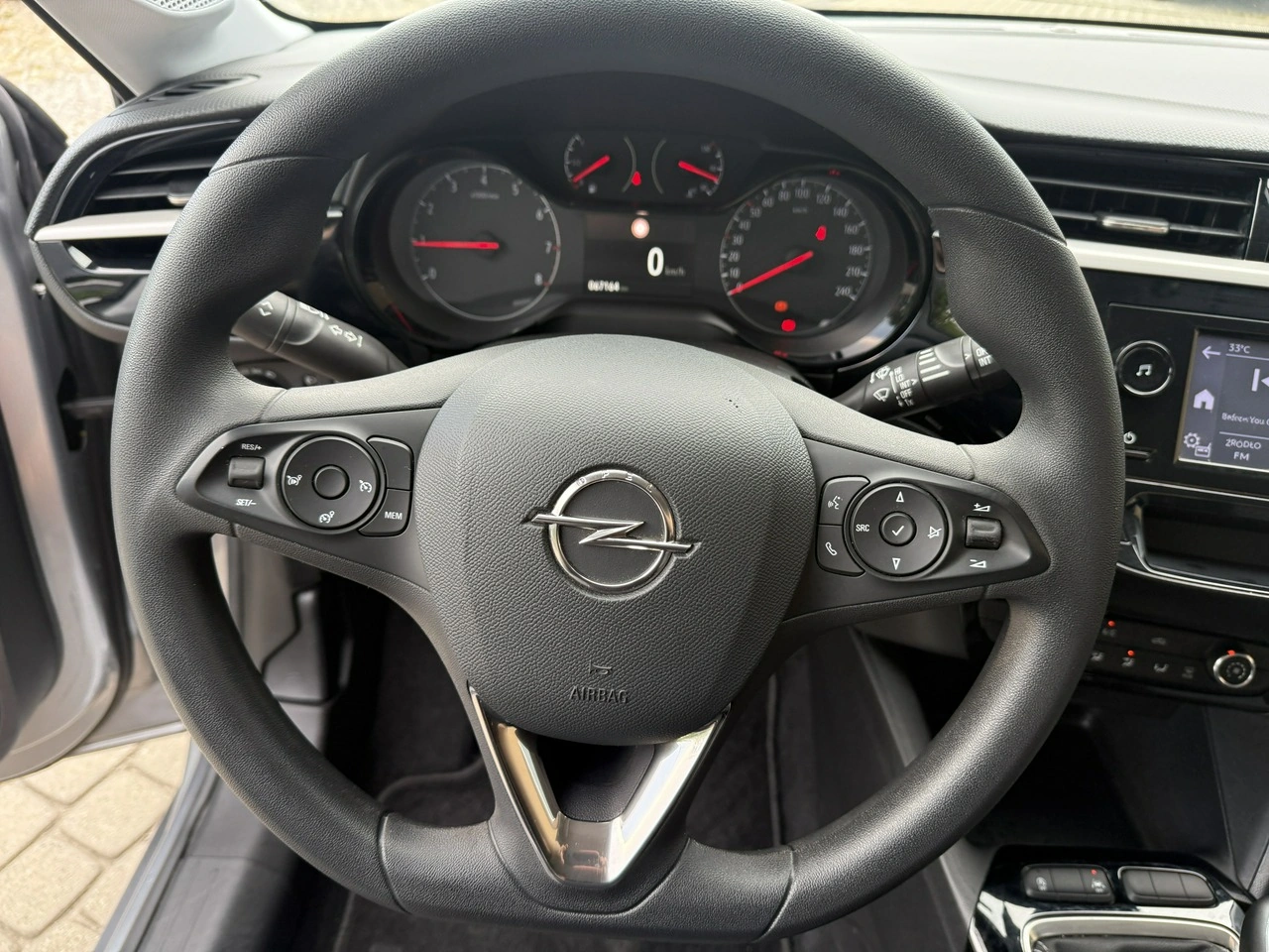 Opel Corsa - Zdjęcie 15