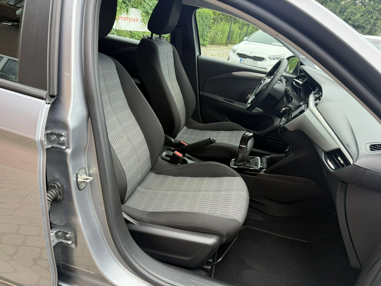 Opel Corsa - Zdjęcie 19