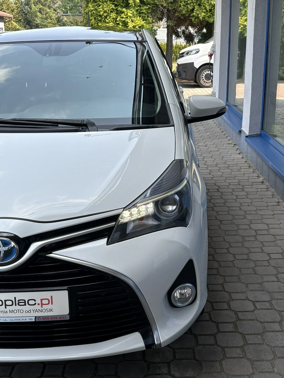 Toyota Yaris - Zdjęcie 10