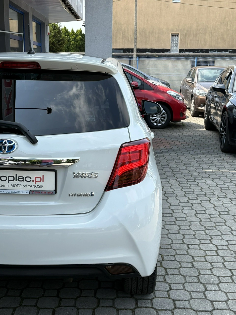 Toyota Yaris - Zdjęcie 11